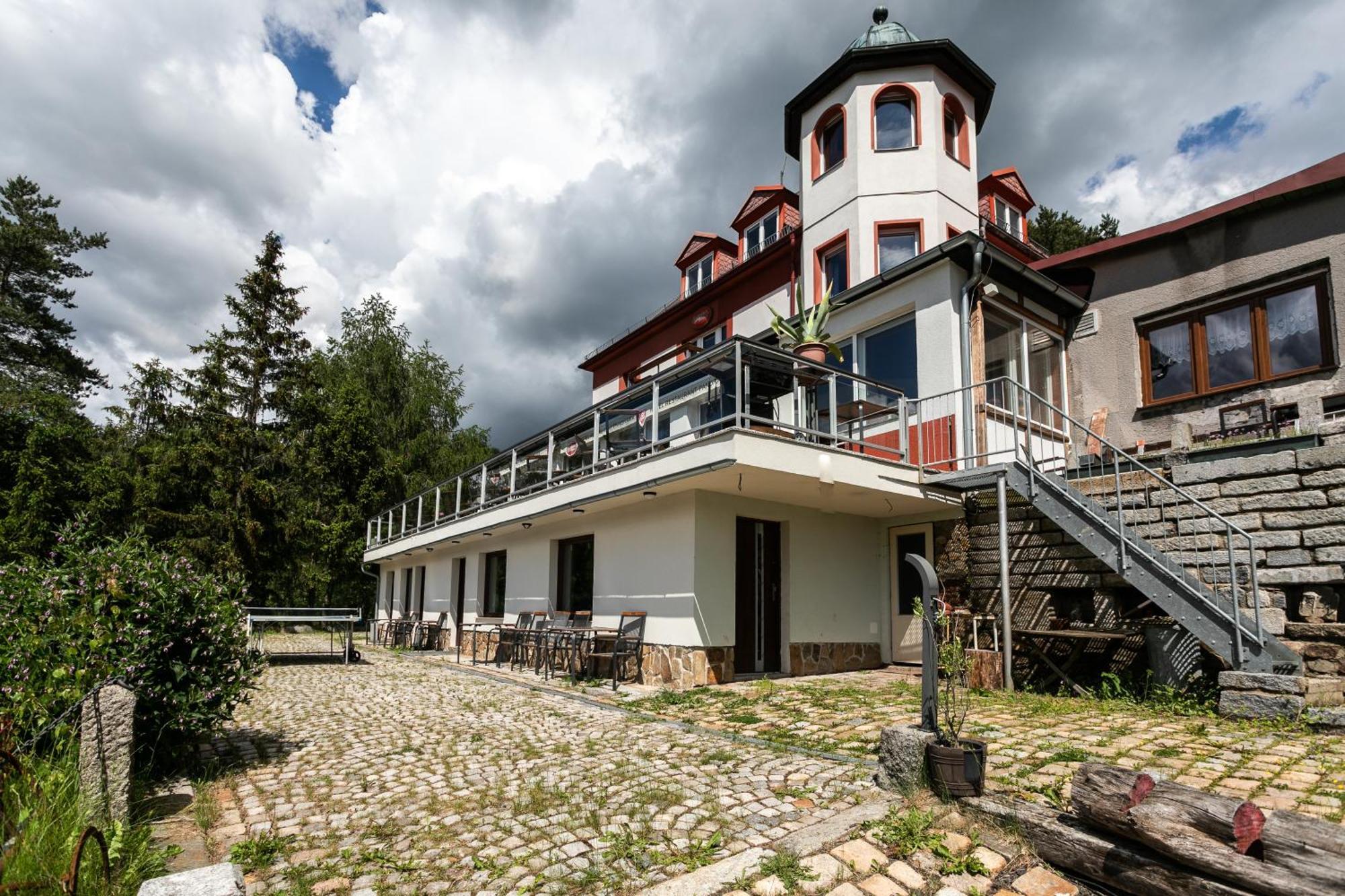 Hotel Panorama Jáchymov Buitenkant foto