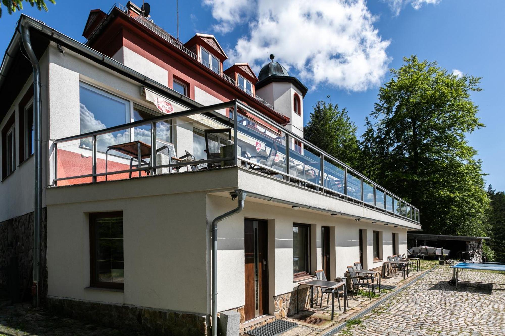 Hotel Panorama Jáchymov Buitenkant foto